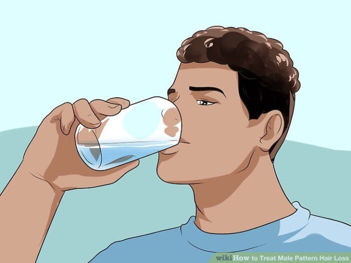 Uống đủ nước cũng có thể trị rụng tóc