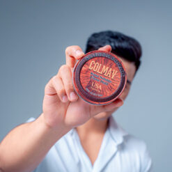 Sáp vuốt tóc Colmav Kingdom Pomade có ngoại hình bắt mắt khiến mọi người phải chú ý tới nó.