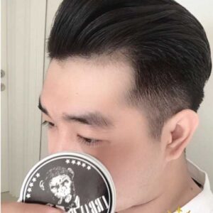 Với độ giữ nếp mạnh khi bạn vuốt tóc không cần sử dụng quá nhiều mà tóc vẫn vào nếp gọn gàng