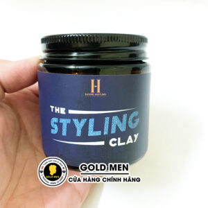 Hãng thiết kế lọ sáp đơn giản nhưng lại rất tỉ mỉ với những chi tiết nhỏ của sản phẩm